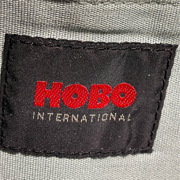 HOBO International Crossbody leather bag/orginizer - Picture 11 of 15